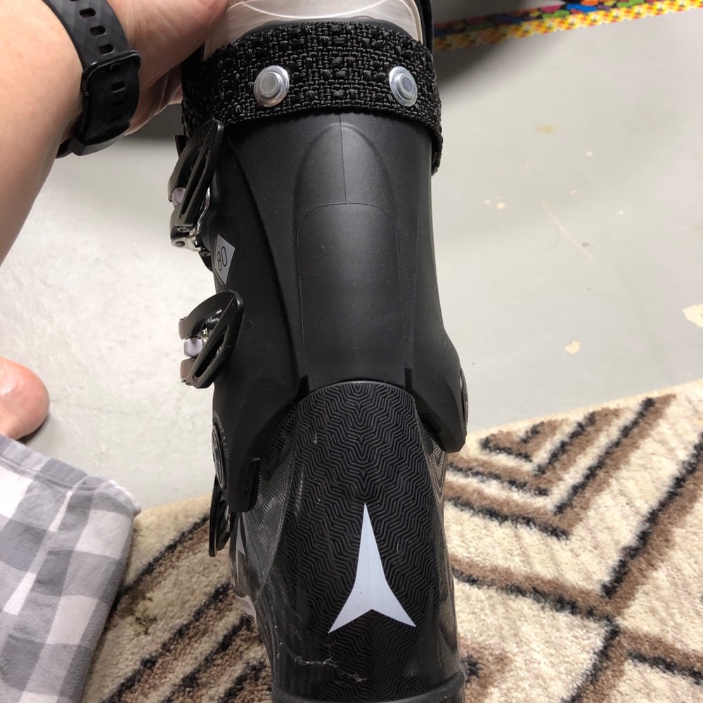Brand new women’s Nordic ski boots.